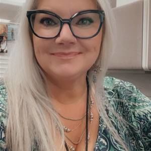 Meet your Posher, Margi